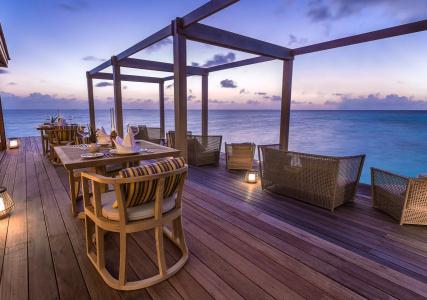Hurawalhi Island Resort - 13