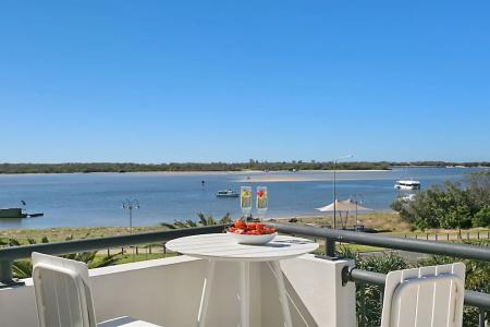 Sandcastles On The Broadwater - 74