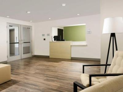 WoodSpring Suites Orlando Airport - 4