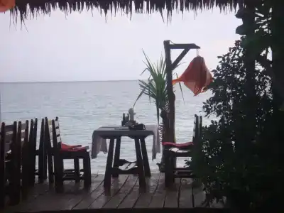 Lanta Seafront Resort - 14