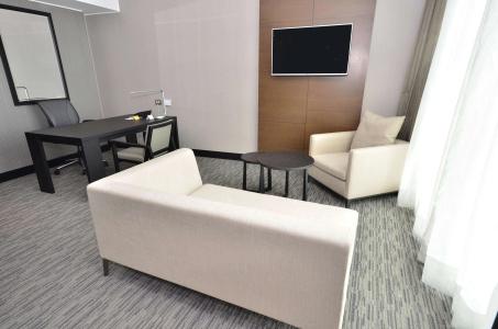 Hilton Garden Inn - 5