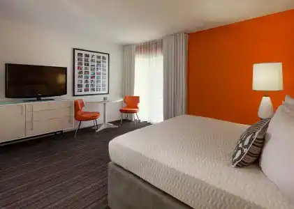 Inn at Venice Beach - 2