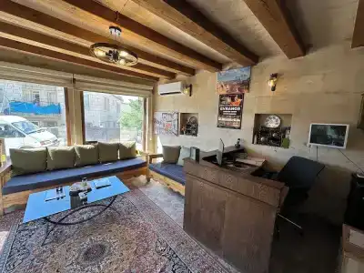 Elite Cave Suites - 2