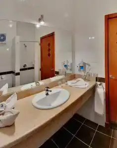 Falcon Naama Star - 49