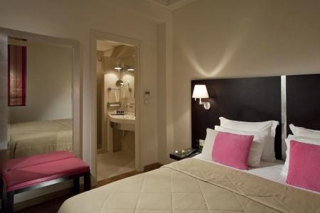 o&b Athens Boutique - 28
