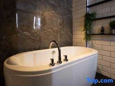 t Pattaya Sha Extra Plus - 227