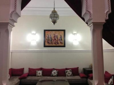 Riad Hicham - 18