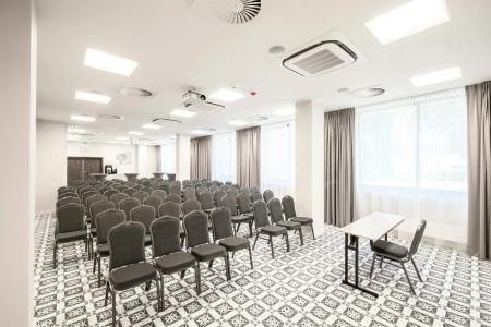 Hampton by Hilton Oswiecim - 12