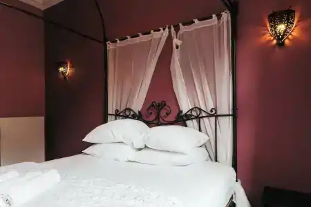 Riad - 22
