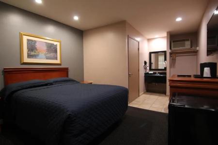 Dunes Inn - Sunset - 31