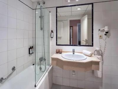 Sol Sancti Petri Aparthotel - 70
