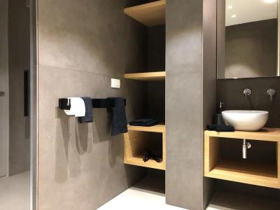 golden suites 50 - 32