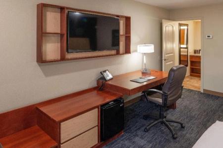 Best Western Plus Clocktower Inn - 116