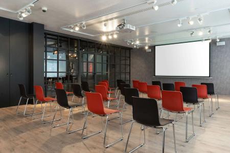 Radisson Red Brussels - 6