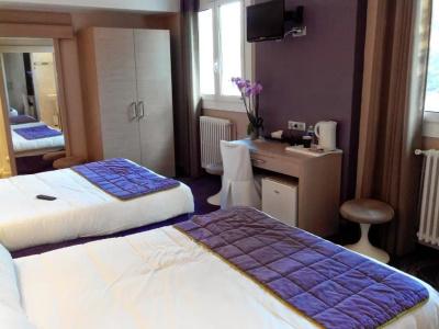 Quality Hôtel Christina Lourdes - 53