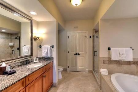 RiverStone Resort & Spa - 136