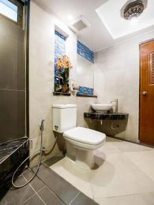 Vaccinated Staff - Oyo 458 Nakorn Siam Boutique - 17