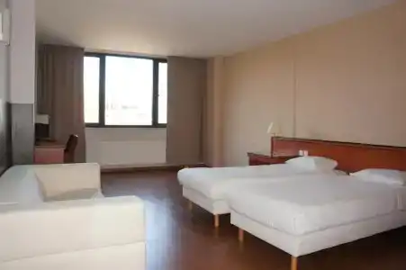 Escale - 50