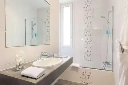 Best Western Plus Hôtel Massena Nice - 10
