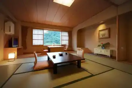 Eirakukan - 36