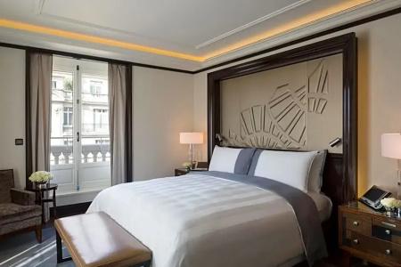 The Peninsula - 32