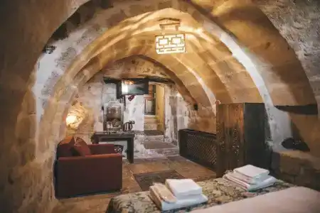 Tale Cave In - 22