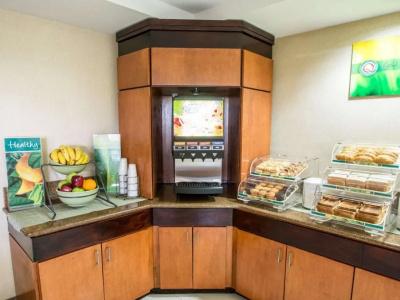 Quality Inn Miami Airport - Doral - 11