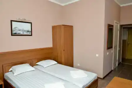 Корона - 4