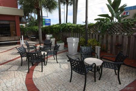 Onyx Miami Airport - 15