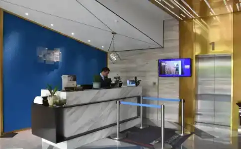 Holiday Inn Express Shanghai Gubei, An Ihg - 1