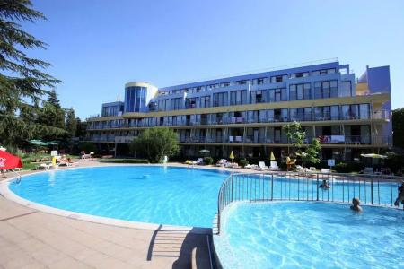 Koral - Free Parking - 15