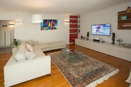 Garden Apartment - 122