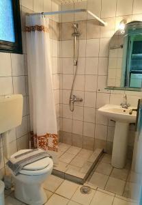 Dioskouroi Apts - 37