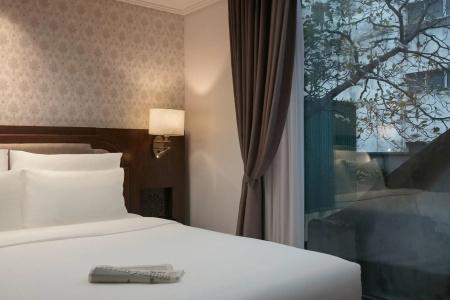 The Oriental Jade - 4