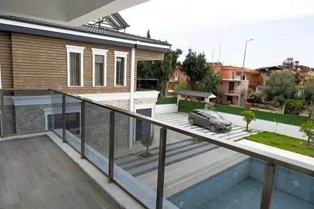 Amore Teki̇rova - 42