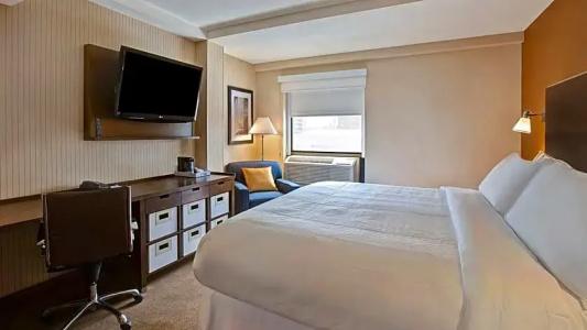 Four Points by Sheraton - 53