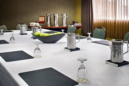 DoubleTree by Hilton City Center - 28