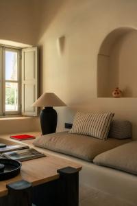 Black Rose Beach Suites - 75
