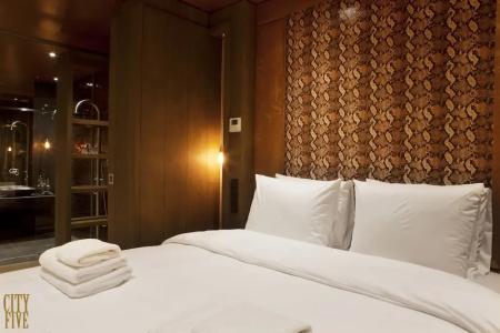Manzo's Suites - 38