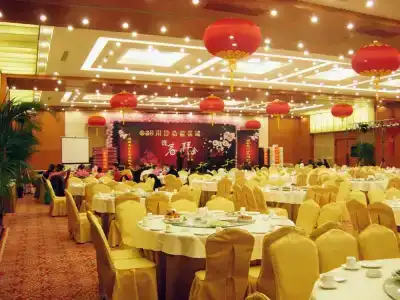 Shanghai Airlines Travel - 23