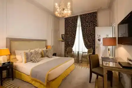 Majestic Spa - Champs Elysées - 82
