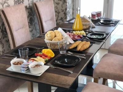 Alenso Guesthouse - 11