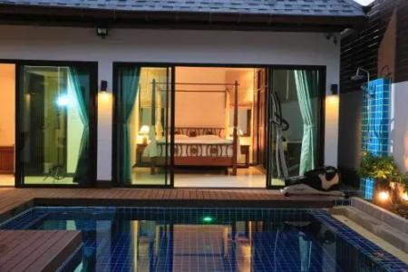 Naiharn Beach Villa - 0