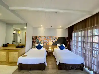 L'Azure Resort and Spa - 37