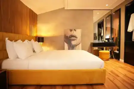 La Suite Boutique - 256