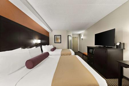 Best Western Plus North York & Suites - 3