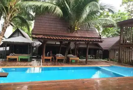 Apple Beachfront Resort - 9