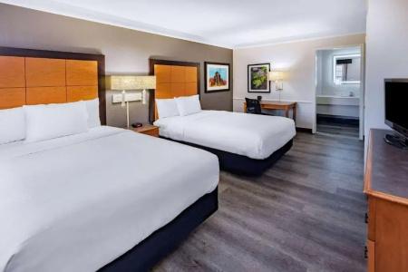 La Quinta Inn by Wyndham I-35 - 33