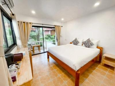 Bounty Resort - 3
