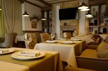 Oak Leaf Residences - 20